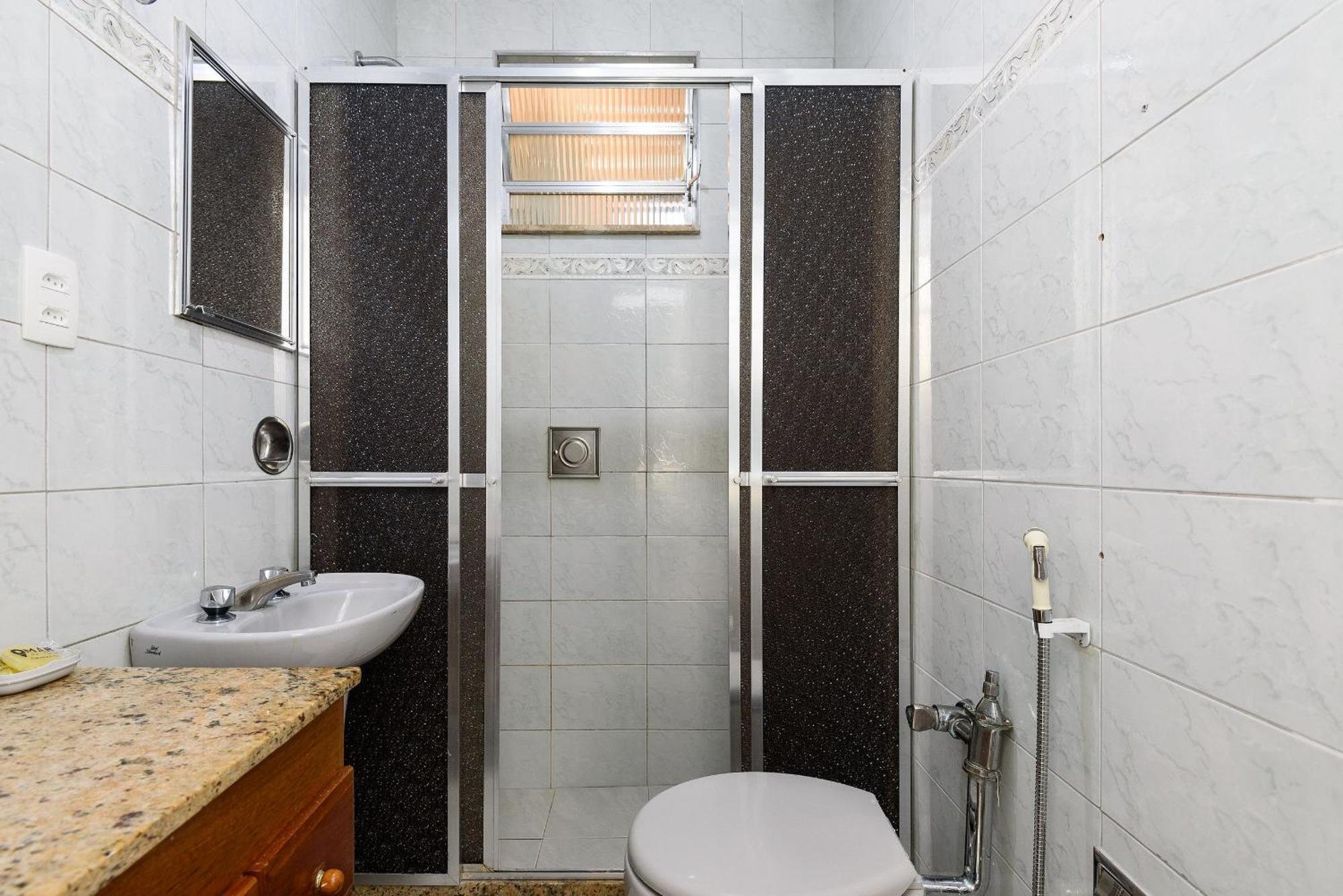 2qtos Em Copacabana A 170m Da | Fs 42/505 Apartamento Rio de Janeiro